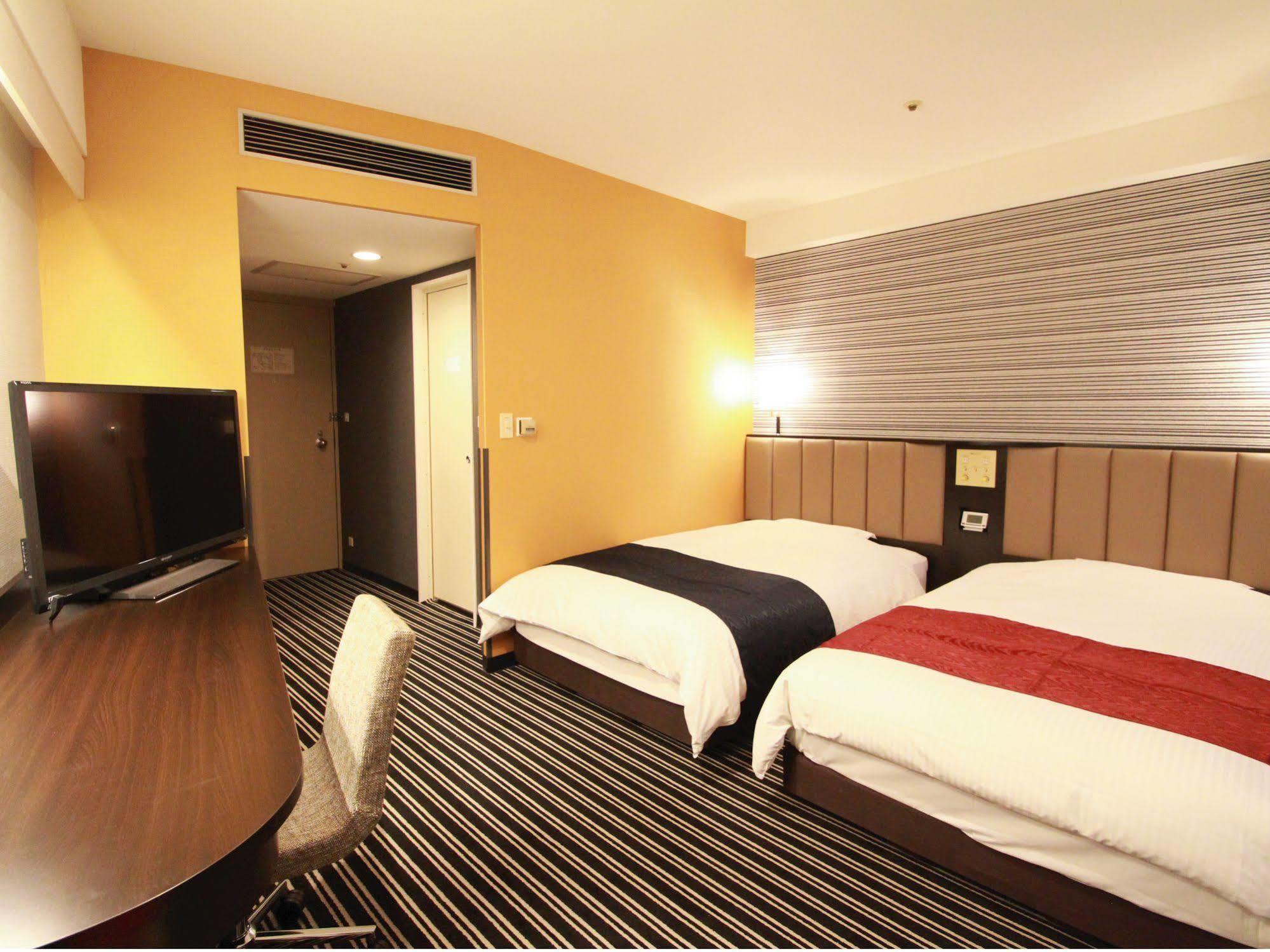 Apa Hotel Fukuoka Watanabedori Ekimae Excellent Eksteriør bilde